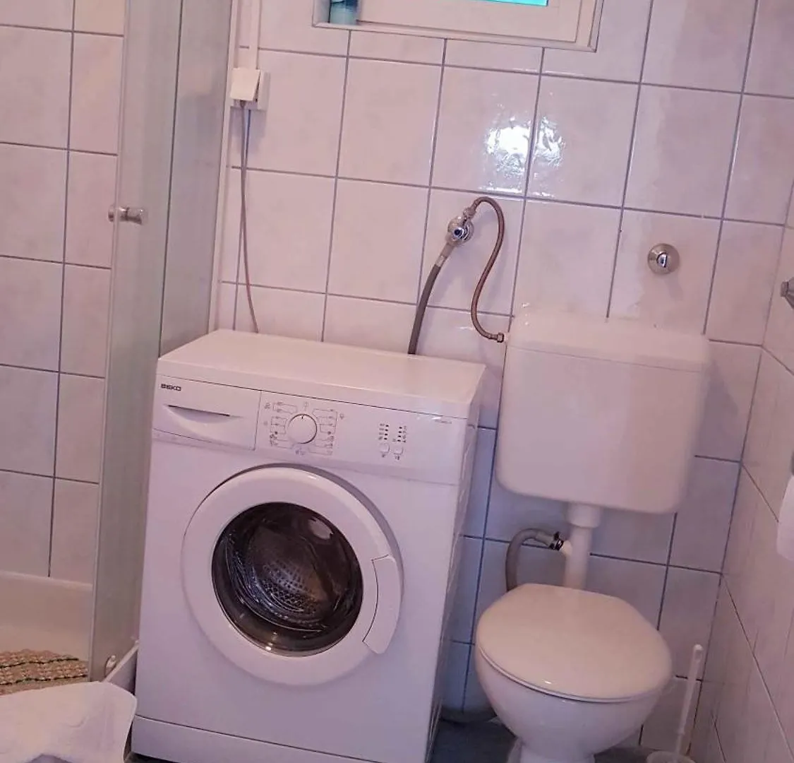 Apartment In Lopar With Two-Bedrooms 3